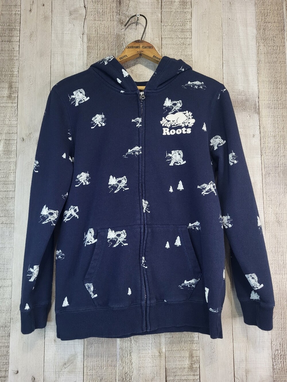 Roots Kids Navy Zip-Up Hoodie with Hockey Print. Size XXL
